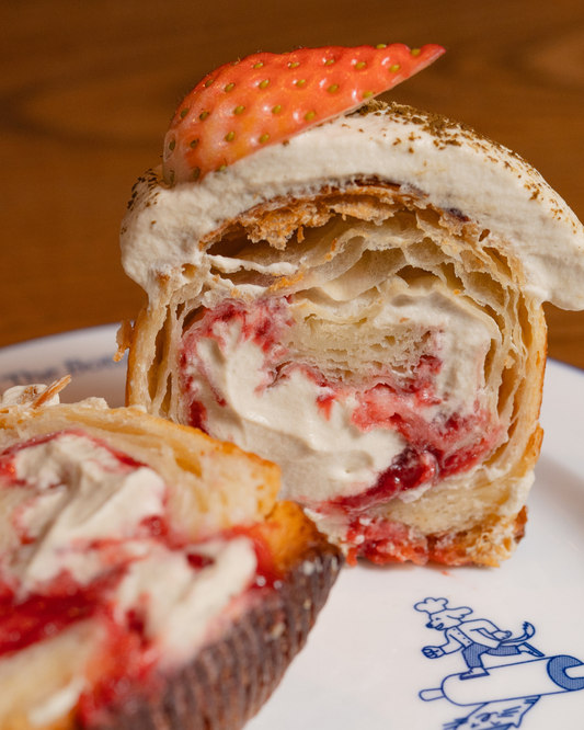 Strawberry Hojicha Puff